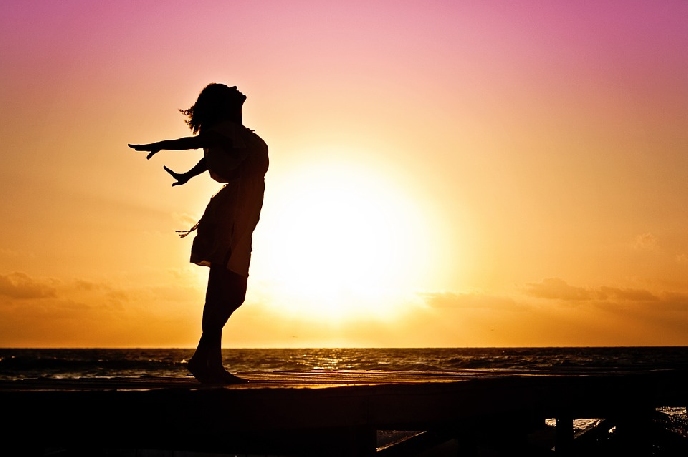 Sé Feliz, Transforma Tu Vida en un Camino Lleno de Triunfos Sé Feliz, Transforma Tu Vida en un Camino Lleno de Triunfos
